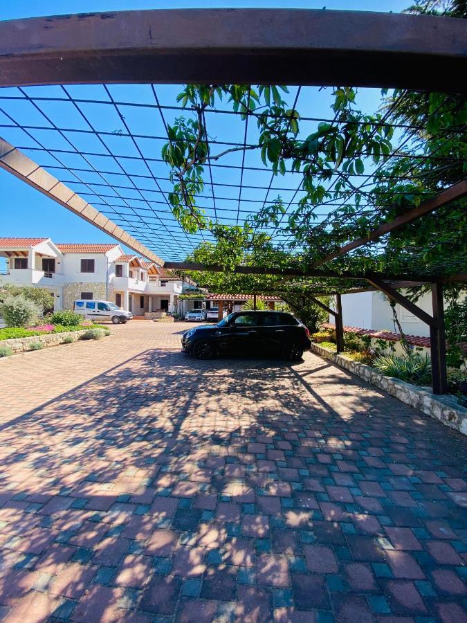 Apartmani Svemir Драге Экстерьер фото