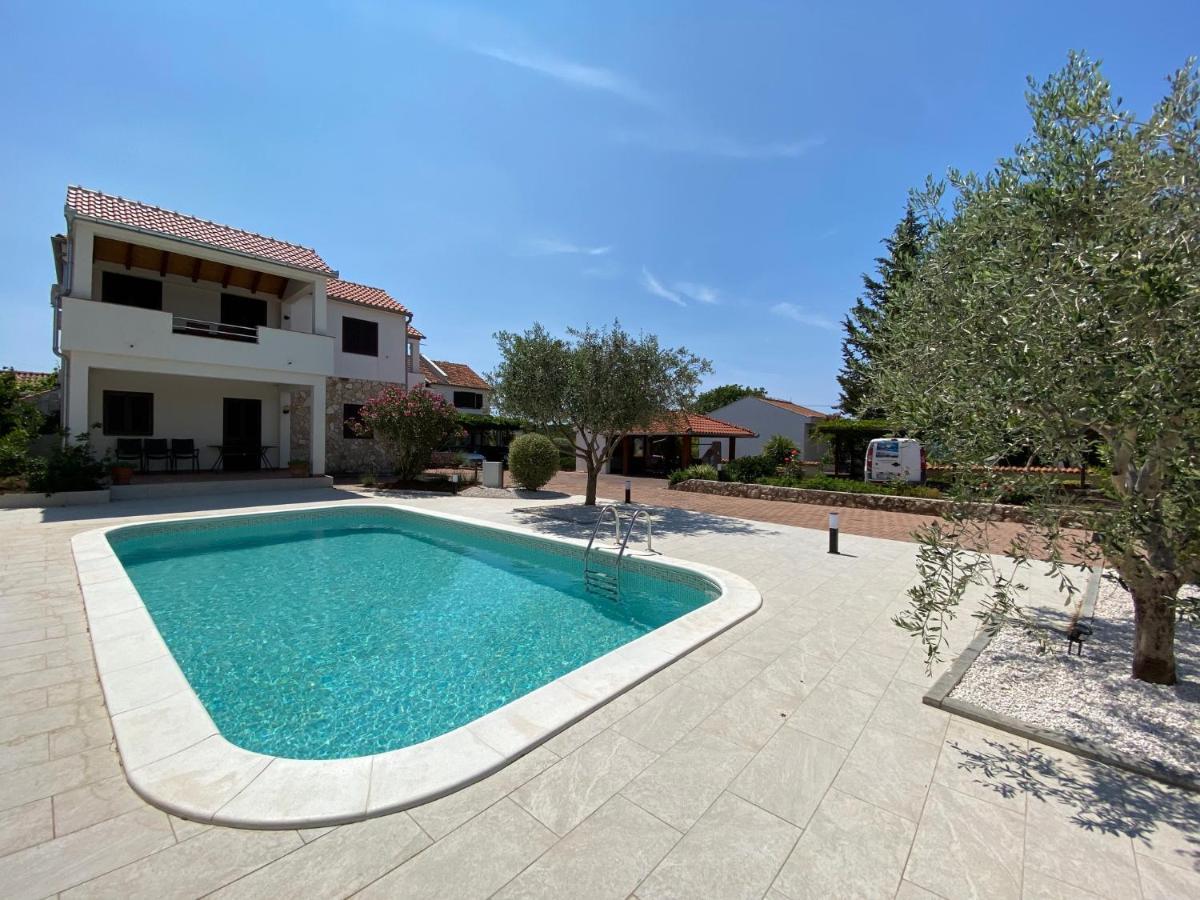 Apartmani Svemir Драге Экстерьер фото