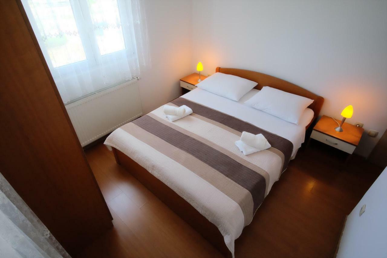 Apartmani Svemir Драге Экстерьер фото